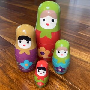 GUC Colorful Nesting Dolls Set of 4